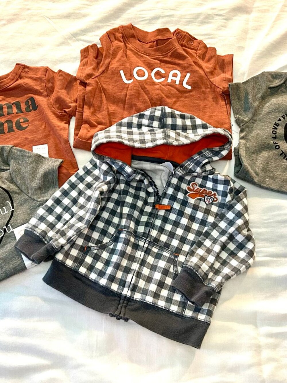 9 Month Outfits 5 pieces! Gray & Orange Hoodie Romper Bodysuits T-shirt NWT